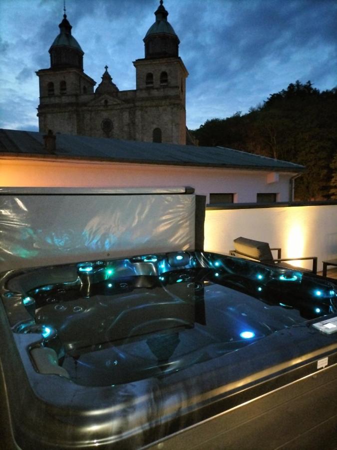 Appartement Avec Rooftop Au Centre De Malmedy Eksteriør billede