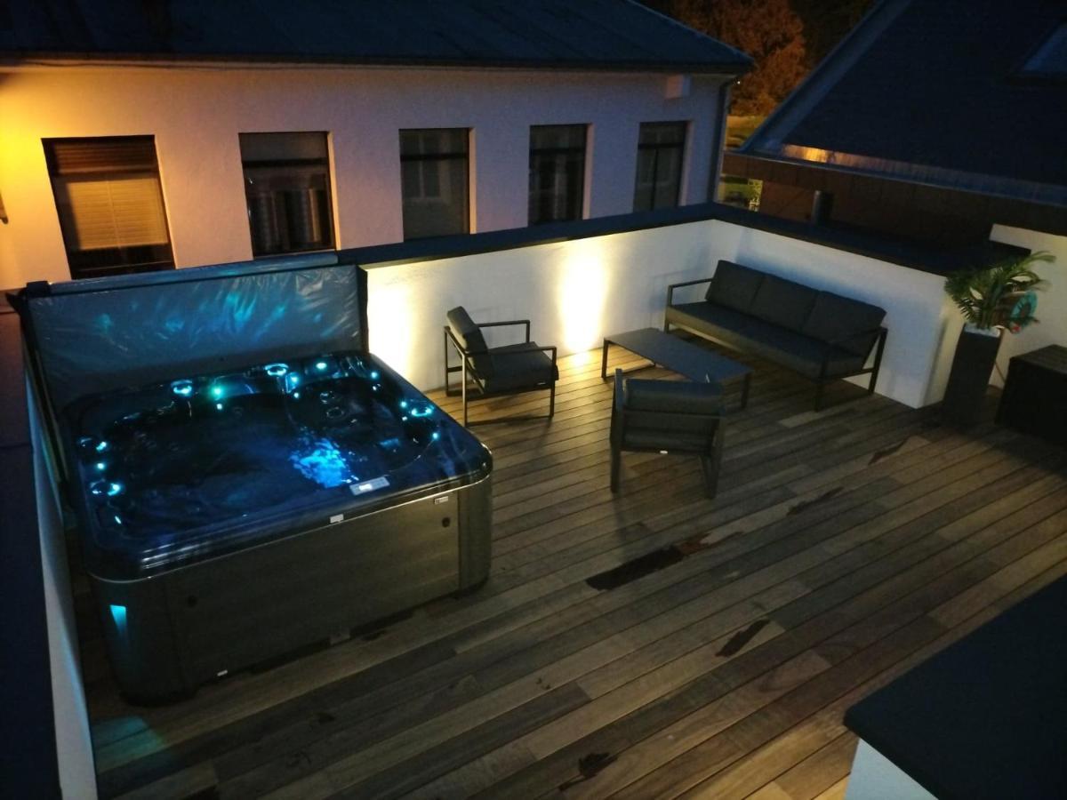 Appartement Avec Rooftop Au Centre De Malmedy Eksteriør billede